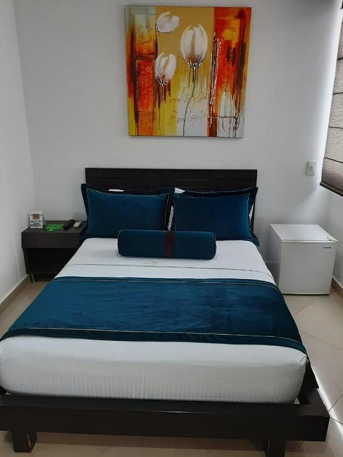 Hotel Medellin Gold Екстериор снимка