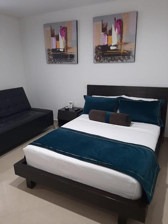 Hotel Medellin Gold Екстериор снимка