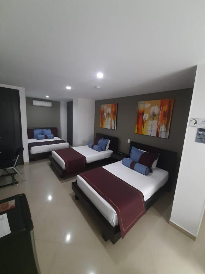 Hotel Medellin Gold Екстериор снимка