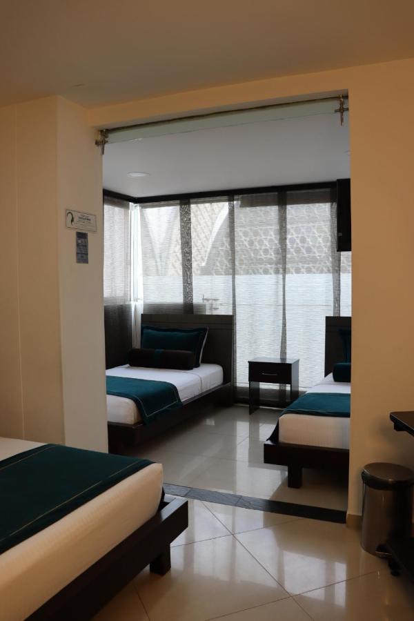 Hotel Medellin Gold Екстериор снимка