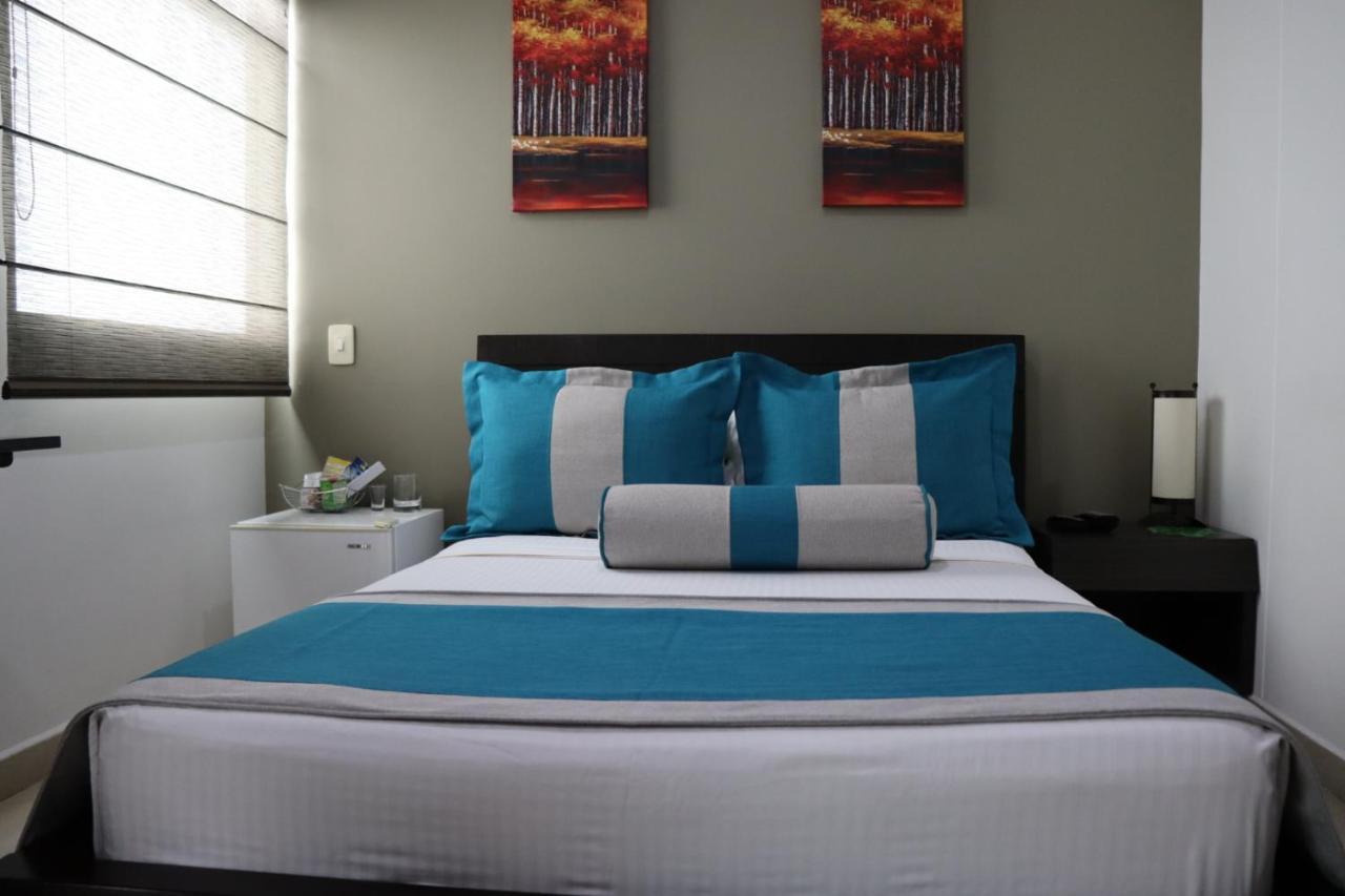 Hotel Medellin Gold Екстериор снимка
