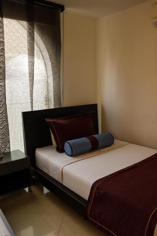 Hotel Medellin Gold Екстериор снимка