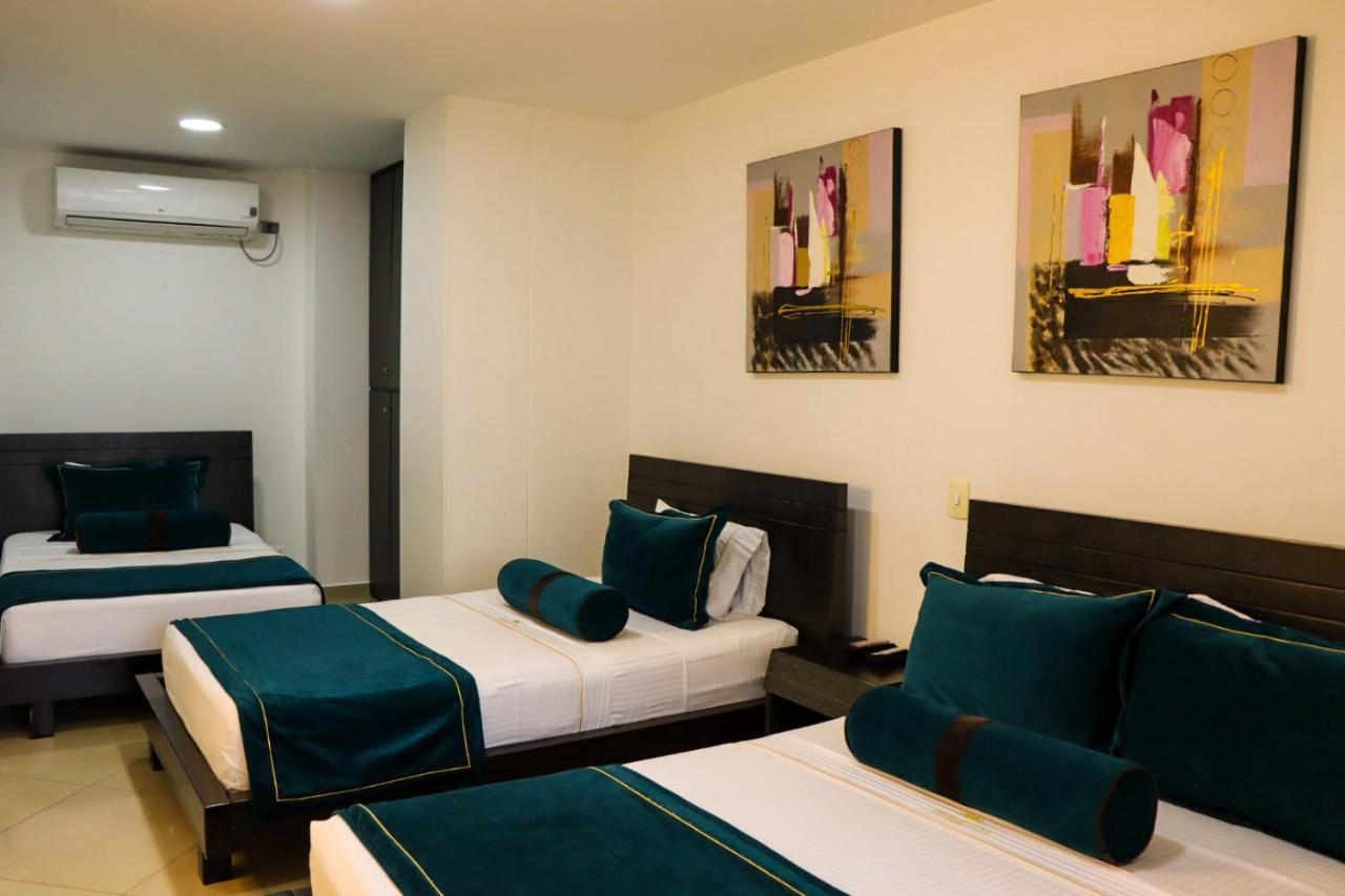 Hotel Medellin Gold Екстериор снимка