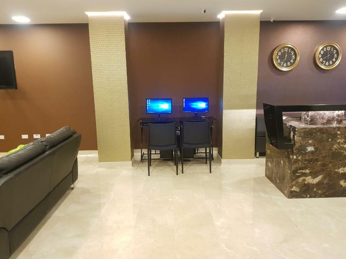Hotel Medellin Gold Екстериор снимка